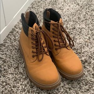 Urban Groove Boots (Tim Knock Offs)